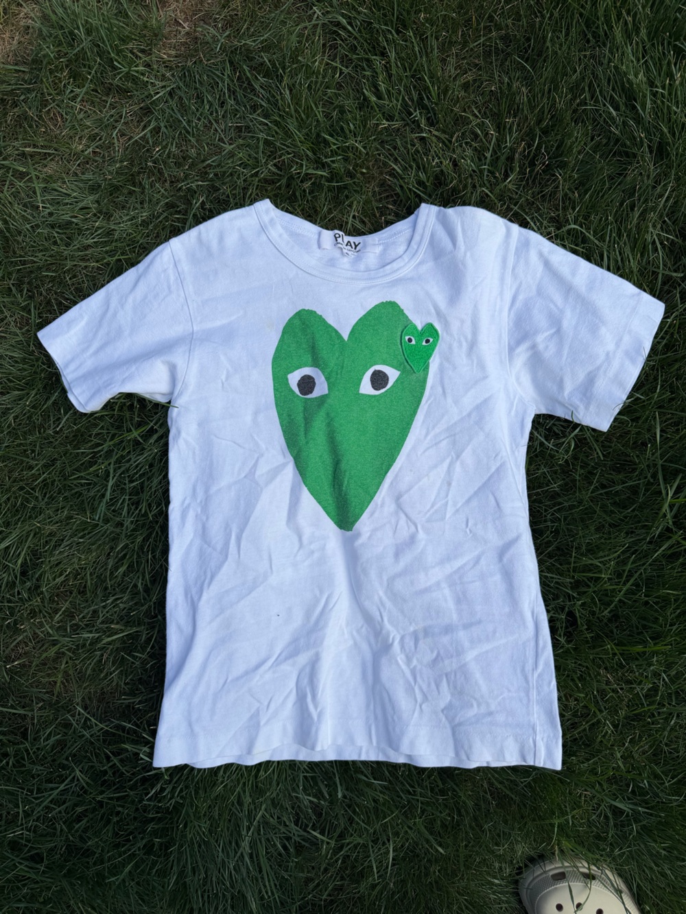 Comme des Garçons Kids White Tee with Green Heart Graphic